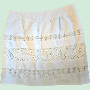 Loft Vintage 80s 90s Short White Cotton Skirt with Lace Inserts Size 10